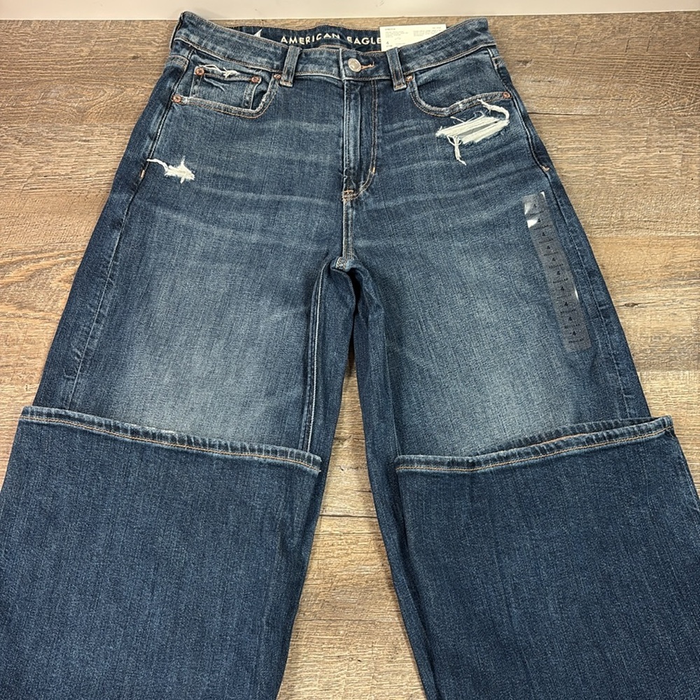 American Eagle Outfitters High Rise Distressed Blue Jeans